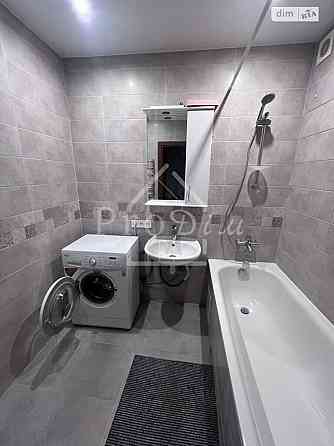 Продаж Квартира 1-кімнатна, 17/25 поверх на Сергія Данченка вул., 3 Kiev