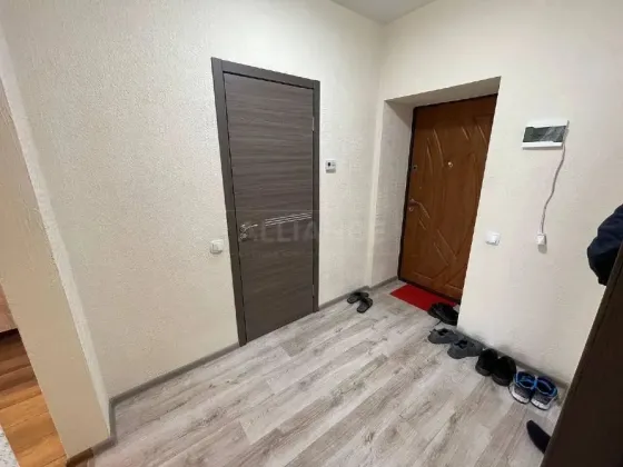 Продаж 1к Квартира 42.5 кв.м Яблунева Вовчинець