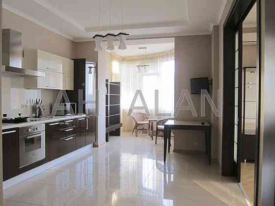 Продаж Будинок 4-кімнатний на Лесі Українки бул., 7Б Kiev