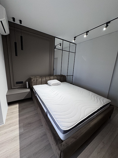 Продаж 2к Квартира 80 кв.м Театральна 21 Zhytomyr - photo 1