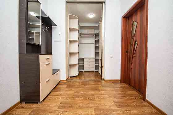 Оренда Квартира 1-кімнатна, 19/24 поверх на Урлівська, 40 Киев