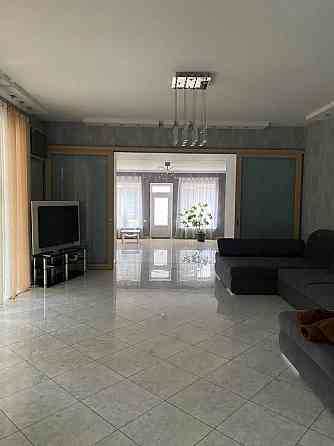 Продається 2-поверховий будинок на Таїрова, 320 кв.м., вул .Костанді Одесса