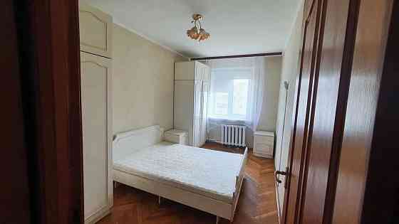 Оренда Квартира 3-кімнатна, 8/9 поверх на пр. Свободы, 28а Київ