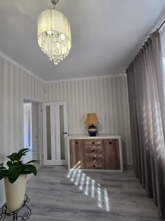 Продаж 2-поверховий Будинок з ділянкою 5.5 сот 134 кв.м 4 кімн. на вул. Леонтовича Вінницькі Хутори