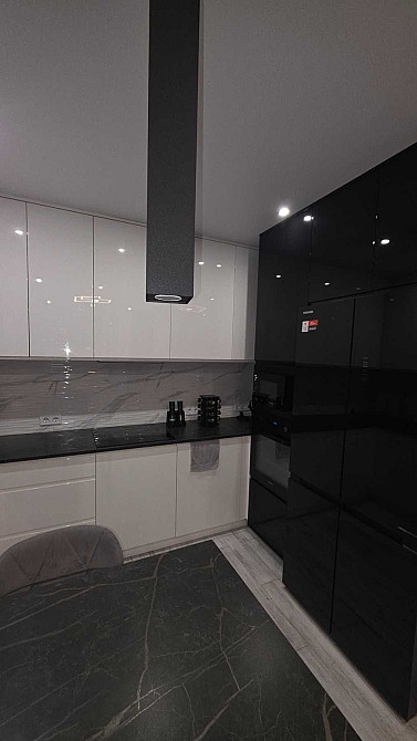 Продаж Квартира 2-кімнатна, 8/24 поверх на Повітряних сил вул., д. 56-Г Київ - фото 2