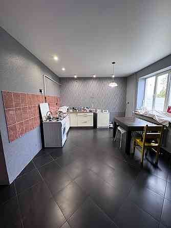 Продаж 2-поверховий Будинок з ділянкою 36 сот 360 кв.м 7+ кімн. на Ліщін Zhytomyr