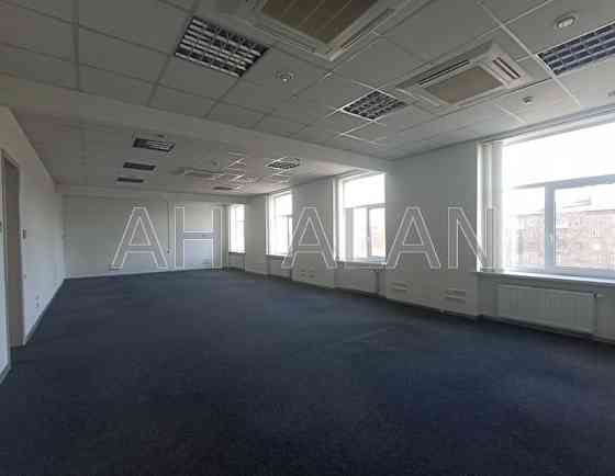 Оренда офісне приміщення на Миколи Міхновського бул. приміщень - 9, поверх - 3/8 Київ