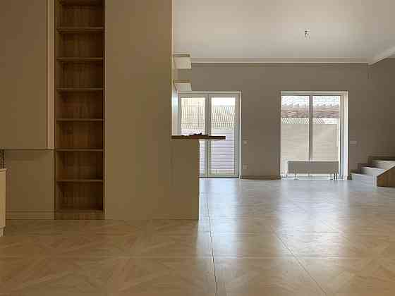 Дом с новым ремонтом на Таирова Odessa