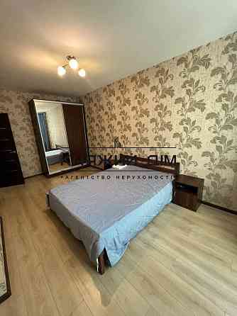 Оренда Квартира 2-кімнатна, 12/25 поверх на Драгоманова ул. Киев