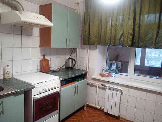 Оренда Квартира 1-кімнатна, 2/9 поверх на вул. Кубанської України, 20 Kiev