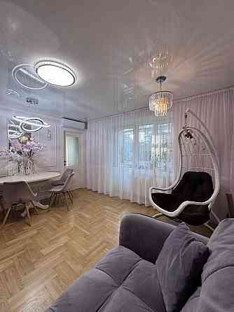 Продаж 4к Квартира 90 кв.м Хлібна Zhytomyr