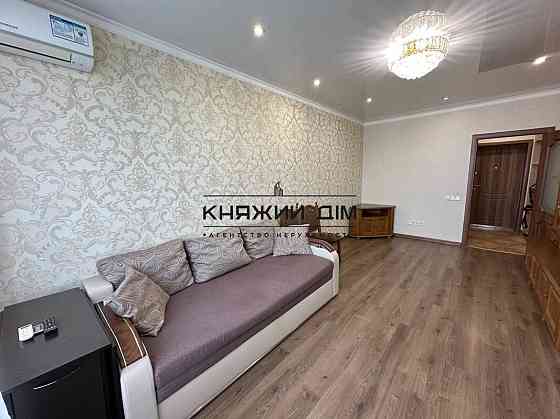 Оренда Квартира 1-кімнатна, 22/26 поверх на Армянская ул. Киев