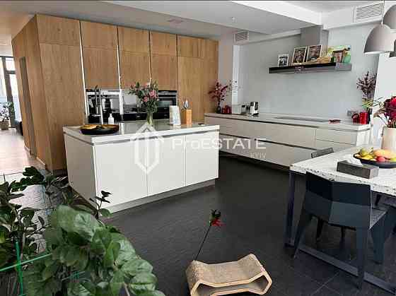 Продаж Квартира 3-кімнатна, 3/22 поверх Киев