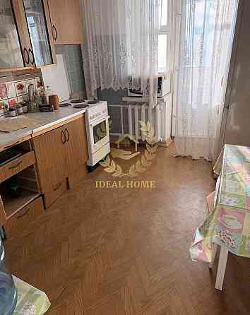 Продаж Квартира 3-кімнатна на Андрея Аболмасова ул., 3 Киев