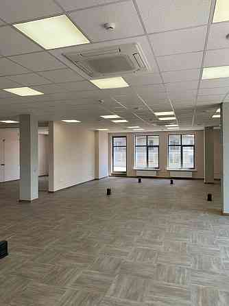 Оренда офісне приміщення на Генуэзская ул. поверх - 5/6 Odessa