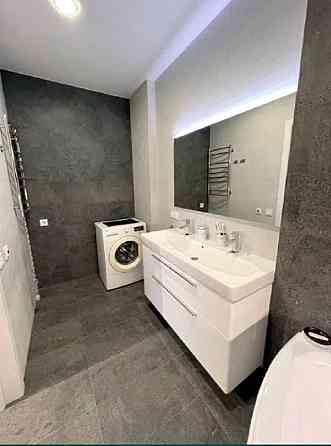 Продам двузкомнатную квартиру на Таирова в новом доме. Limanka