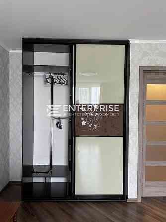 Продаж Квартира 1-кімнатна, 22/24 поверх на вул. Пономарьова Kotsyubyns'ke