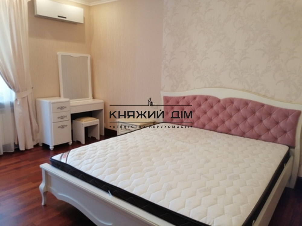 Оренда 5-ти кімнатної квартири з паркінгом метро Печерська, код № 11195657 Київ - фото 12