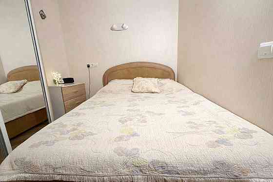 Продаж Квартира 1-кімнатна, 21/26 поверх на Кондратюка Юрія вул., д. 5 Киев