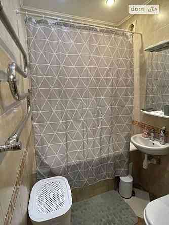 Оренда Квартира 2-кімнатна, 1/5 поверх на ул. Никольско-Ботаническая Киев