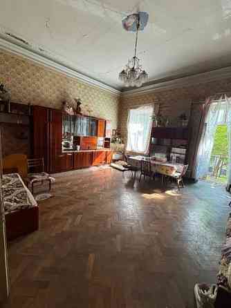 Продаются три комнаты со всеми удобствами - Центр Одеса