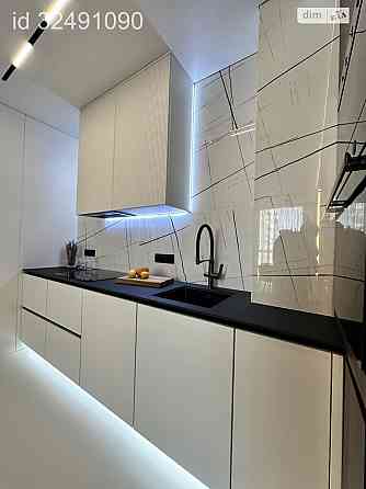 Продаж Квартира 1-кімнатна, 8/26 поверх на Вірменська, 8/127 Київ