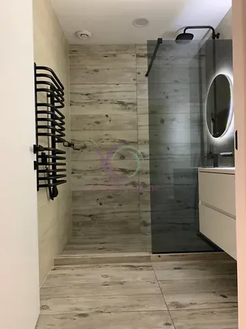 Продаж 4-поверховий   230 кв.м 6 кімн. на Румунська вулиця 30Г Чернівці - фото 5