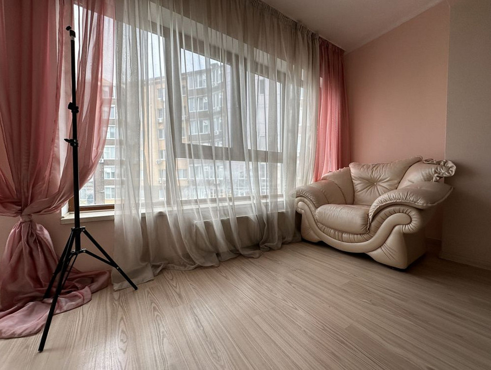 Продаж Квартира 3-кімнатна, 9/9 поверх на Победы наб., 58 Дніпро - фото 2