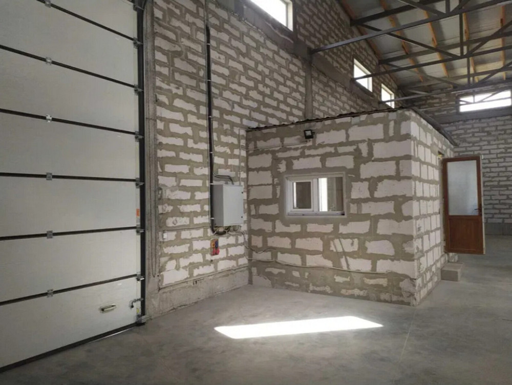 Оренда приміщення вільного призначення поверх - 1/1 Ternopil' - photo 1