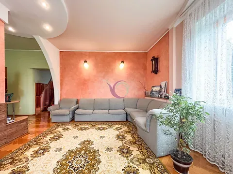 Продажа 2-этажный   220 кв.м 5 комн. на Східна вулиця Луцк - изображение 3