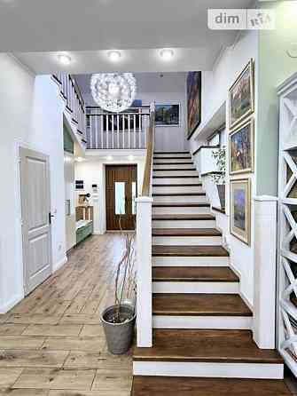 Продаж сучасного будинку в центрі міста! Uzhhorod