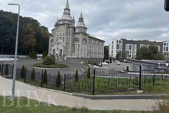 Продаж Квартира 2-кімнатна, 10/10 поверх на вул. Праведників світу Вінниця