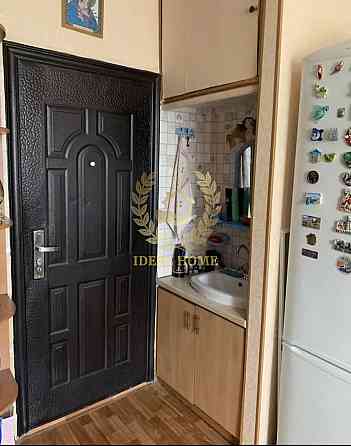 Продам кімнату в цегляному будинку вул.Електриків Рибальский острів Київ