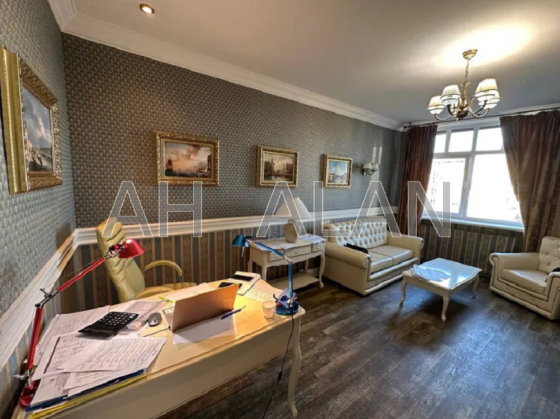 Оренда офісне приміщення на Старонаводницька вул., 6Б приміщень - 2, поверх - 10/20 Kiev