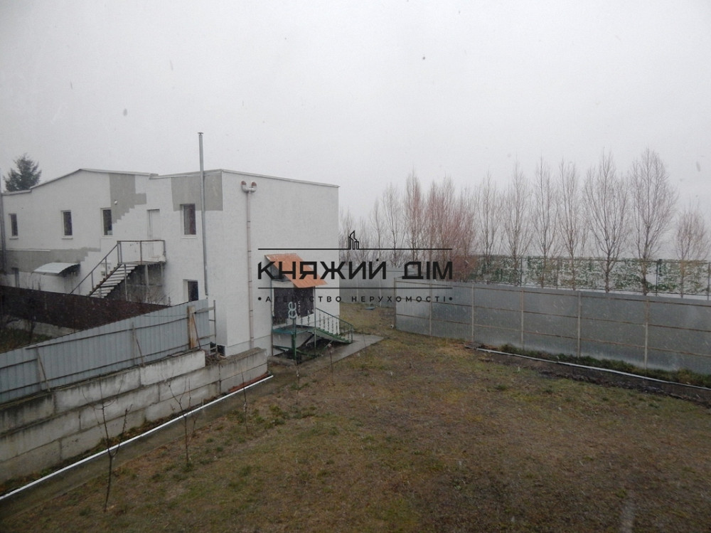 БЕЗ КОМИССИИ!!! Продажа 2-х этажного дома в Новых Петровцах первая линия Киевского моря. № 2211347  - фото 12