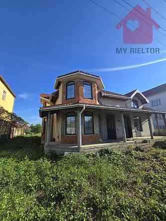 Продаж просторого будинку в Минаї! Mynai