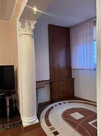 Продаж Квартира 3-кімнатна на ул. Академика Сахарова, 42 Одеса