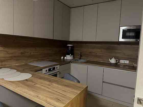 Продаж Квартира 1-кімнатна на ул. Толбухина, 135а Одесса