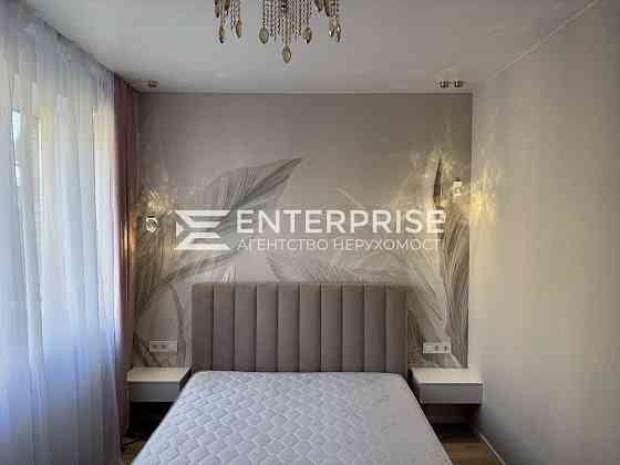 Продаж 2к Квартира 45 кв.м Миру вул. Kiev