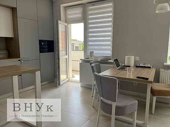 Продаж Квартира 4-кімнатна, 4/5 поверх на вул. Лисенка М. Ternopil'