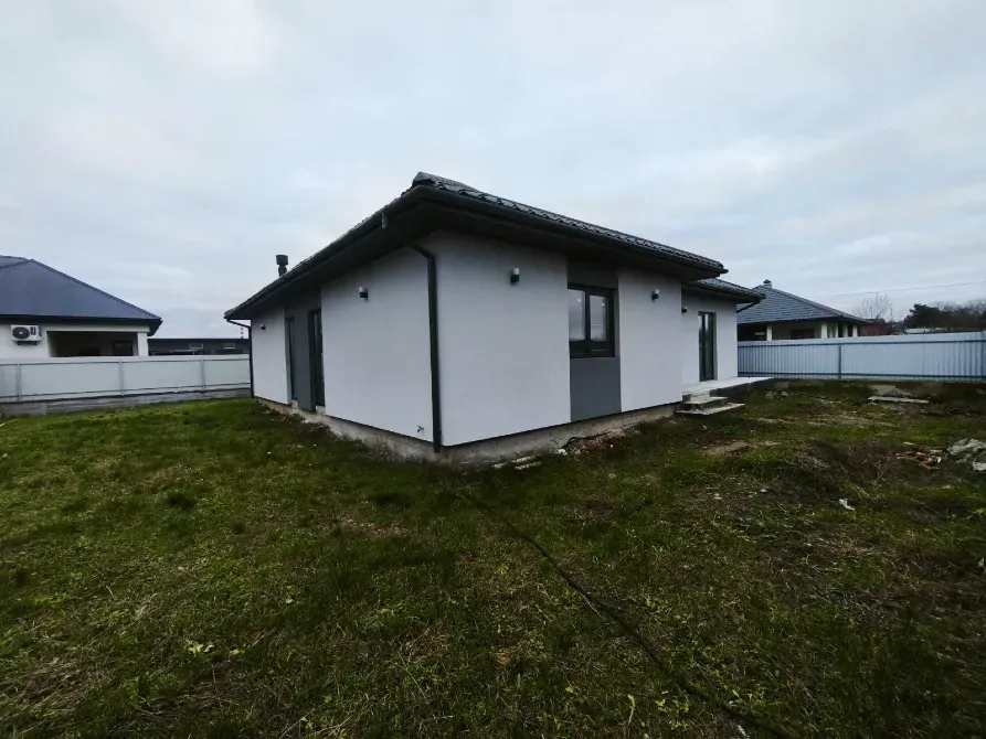 Продажа 1-этажный Дом с участком 4 сот 120 кв.м 3 комн. на Чеська Ужгород - изображение 4