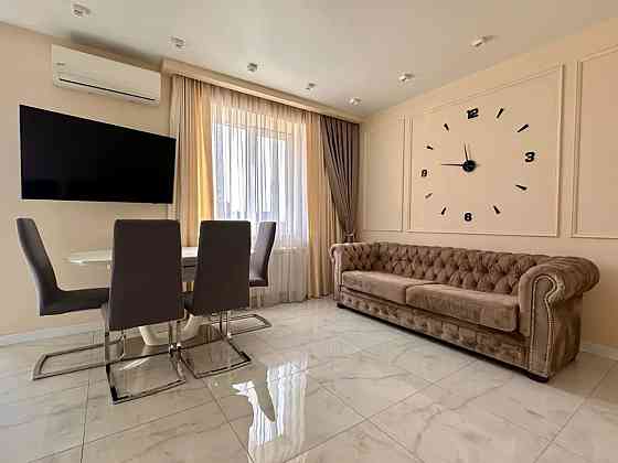 Продаж Квартира 2-кімнатна, 12/12 поверх на Владимирская ул., 1 Дніпро