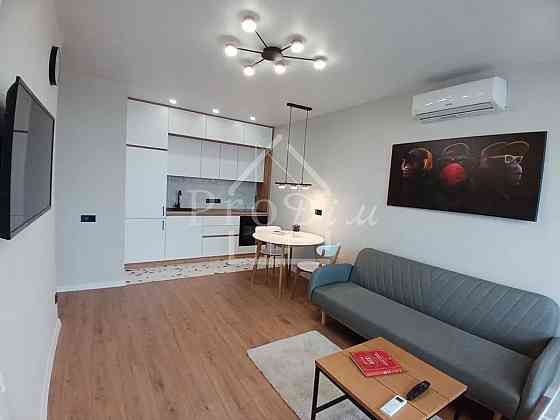 Оренда Квартира 1-кімнатна, 12/25 поверх на Просп. Європейського Союзу, 51 Киев