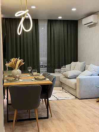 Продаж Квартира 1-кімнатна, 20/25 поверх на вул. Родини Крістерів Київ