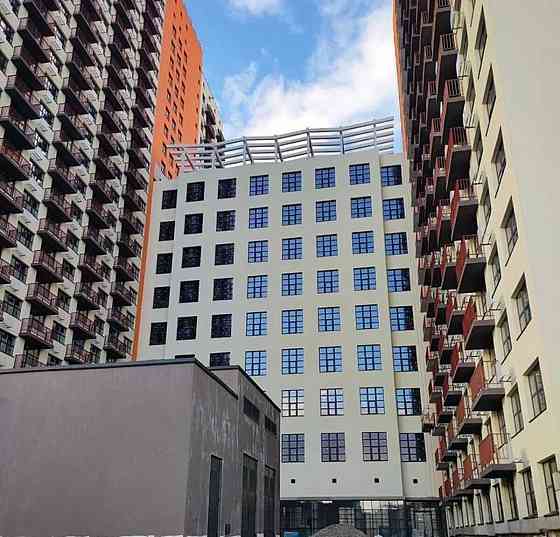 Продаж Квартира 1-кімнатна, 13/14 поверх на Крайня, 1 Киев