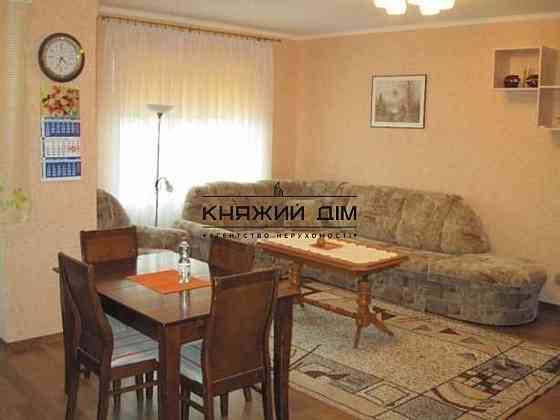 Оренда Квартира 3-кімнатна, 2/23 поверх на Ахматовой Анны ул. Киев