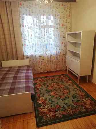 Оренда Квартира 3-кімнатна, 2/9 поверх на вул.Сергія Берегового, 4 Киев