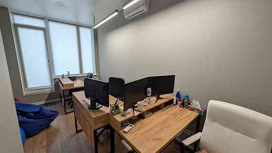 Оренда офісне приміщення на улица Днепровская Набережная, д.18 приміщень - 5, поверх - 25/26 Київ