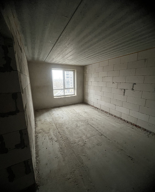 Продаж 2к Квартира 70 кв.м Домбровського Житомир - изображение 1