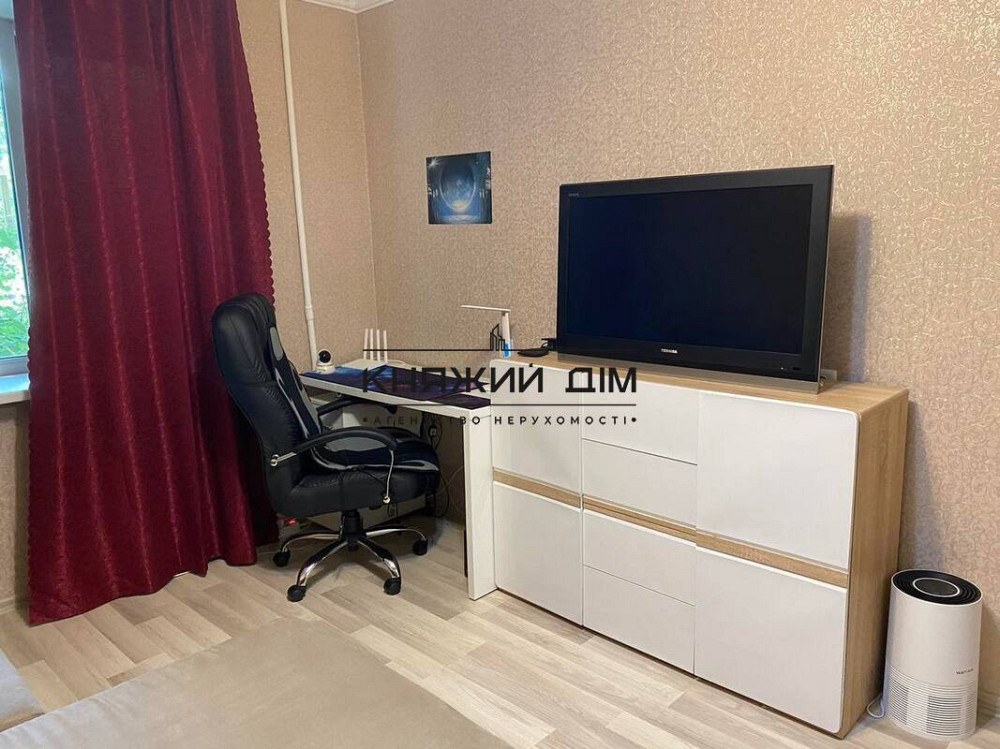 Оренда Квартира 1-кімнатна, 2/5 поверх на Космонавта Комарова просп./Любомира Гузара просп. Київ - фото 2